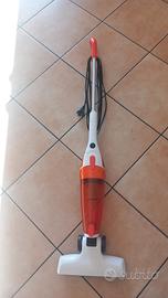 scopa elettrica con fili. 