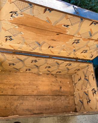 Baule vintage in vero legno