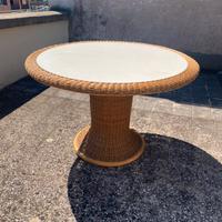 Tavolo vimini rotondo