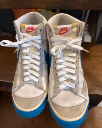 Blazer bianco/azzuro. 43