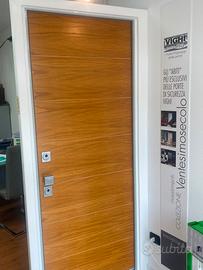 porta blindata nuova!!!!