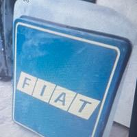 Insegna luminosa Fiat