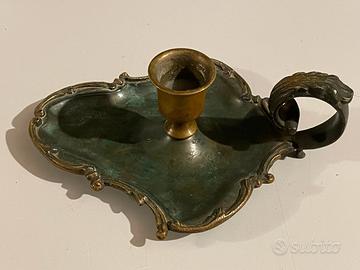 Bugia portacandela lavorata in ottone Vintage