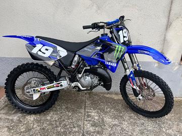 Yamaha YZ 125