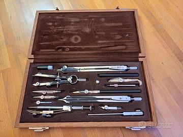 Set compassi vintage