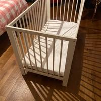 Lettino per bimbi con materasso