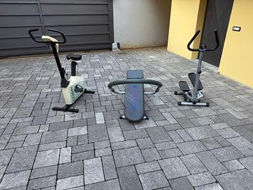 ATTREZZATURA PER PALESTRA AMATORIALE