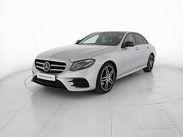 Mercedes Classe E E 220d Berlina Premium 4matic