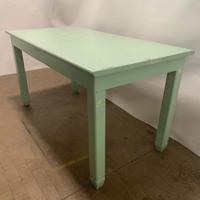 vecchio tavolo in legno di abete c