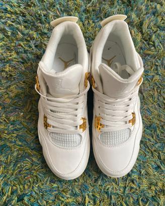 JORDAN 4-