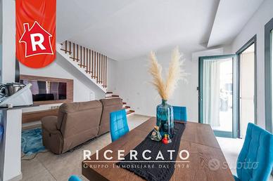 Graziosa villetta a Schiera a pochi passi dal mare