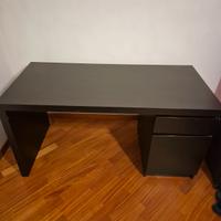 SCRIVANIA IKEA MALM NERA