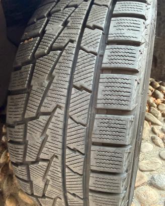 Gomme usate 7mm su 8 225/50/R17