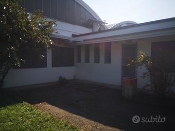 Capannone a Trezzano Sul Naviglio