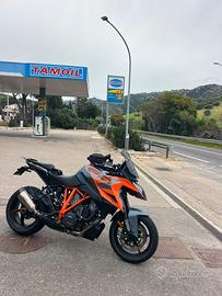 KTM 1290 SUPER DUKE GT 2023