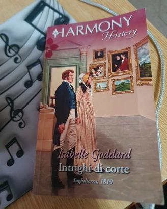 TITOLO DEL LIBRO  INTRIGHI DI CORTE