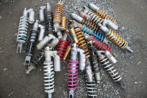 Mono ammortizzatori dal 1990 al 1999