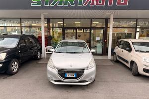 Peugeot 208 1.4 HDi 68 CV 5 porte Allure
