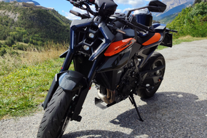 KTM Duke 990 2025