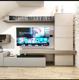 Parete attrezzata tv