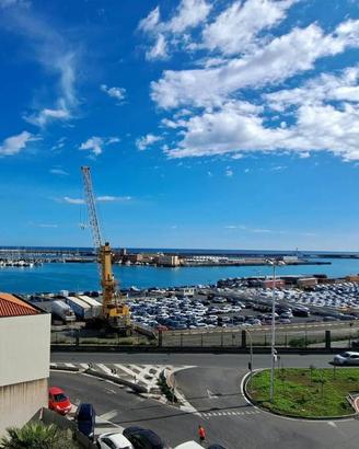 Immobile di 2750 m² con più di 5 locali a Catania