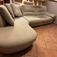 Divano con chaise longue