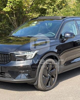 VOLVO XC40 B3 automatico Ultra Black Edition