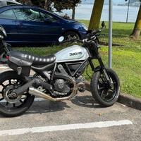 Ducati Scrambler ICON 2015