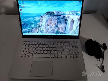 Asus f509 i3-1005G1 8GB NVME 500GB 15,6" win 11