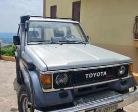 Toyota land cruiser lj70