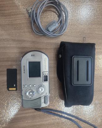 fotocamera Sony Cyber-shot DSC-P92 vintage 