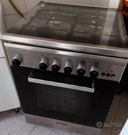 CUCINA(GLEM) 4 FUOCHI CON FORNO A GAS