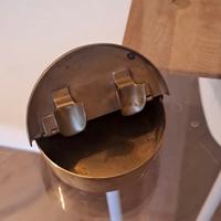 Posacenere ribaltabile