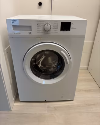 Lavatrice Beko 5 kg 1000 Giri/min Bianco