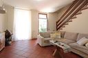 sulbiate-villa-a-schiera