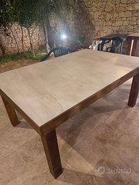Tavolo da giardino