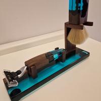 rasoio in legno e resina