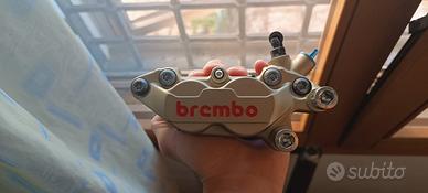 Pinza anteriore Brembo serie oro DX P4 30 – 34 mm