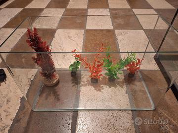 Pezzi vari per acquario