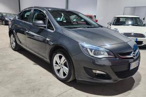 Opel Astra Sedan 1.4 GPL 