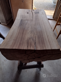 Tavolo artigianale in Olmo