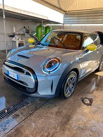 Mini cooper s full electric