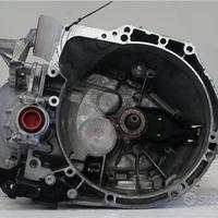 Peugeot 308 2019 - yh01