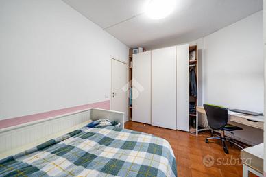 MONOLOCALE A ROVERETO