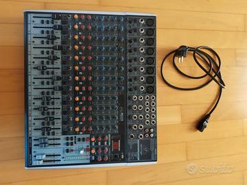 Behringer XENYX X2222 USB PER ESUBERO
