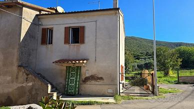 Terratetto a Guardea