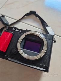 Panasonic Lumix S9  scatola e impugnatura 