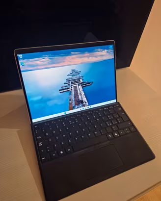 Microsoft Surface Pro 9 i5 - 16GB - 256GB
