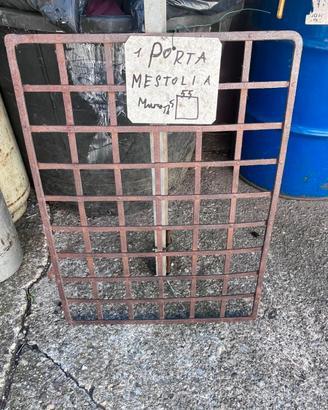 Supporto per mestoli da parete