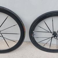 Ruote alto profilo full carbon